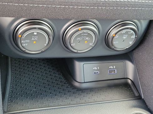 New 2026 Nissan Z Performance w/ Floor Mat Package RWD image 11