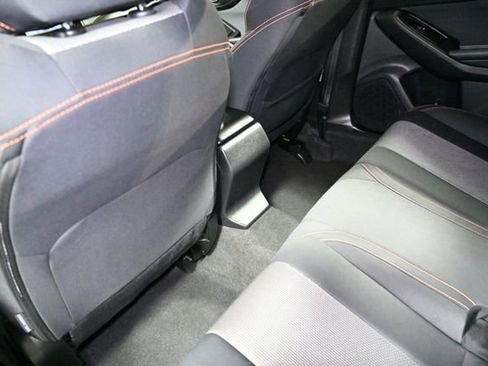 Used 2023 Subaru Crosstrek 2.0i Premium image 40