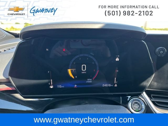Used 2024 Chevrolet Trax RS w/ Sunroof Package FWD image 15