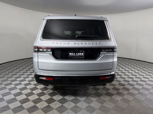 Certified 2025 Jeep Grand Wagoneer 4WD image 8