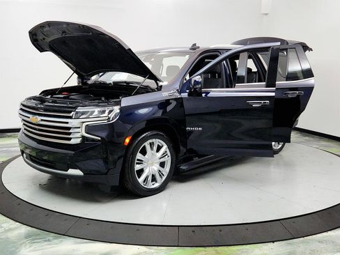 Used 2021 Chevrolet Tahoe High Country AWD/4WD image 9