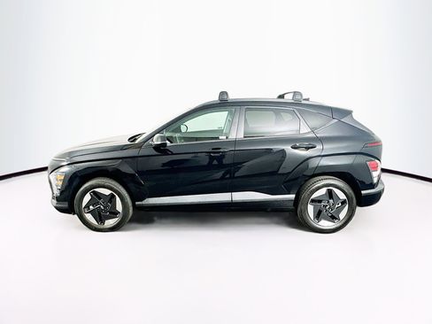 Used 2024 Hyundai Kona SEL FWD image 4