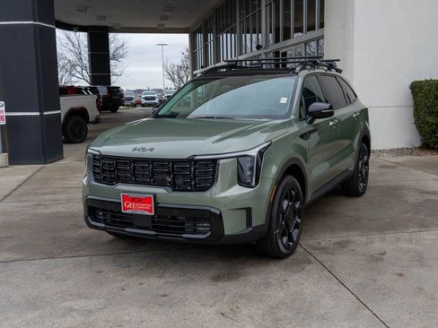 New 2026 Kia Sorento X-Line EX image 3