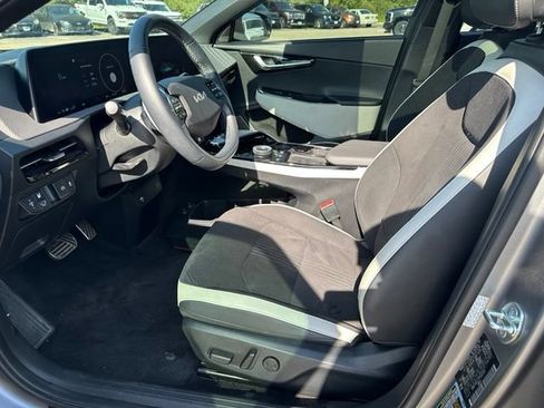 Used 2023 Kia EV6 GT-Line w/ GT-Line Suede Seat Package AWD/4WD image 16