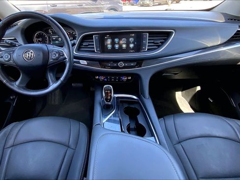 Used 2019 Buick Enclave Premium w/ Experience Buick Package FWD image 16