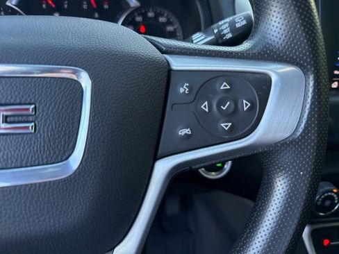 Used 2024 GMC Terrain SLE image 13