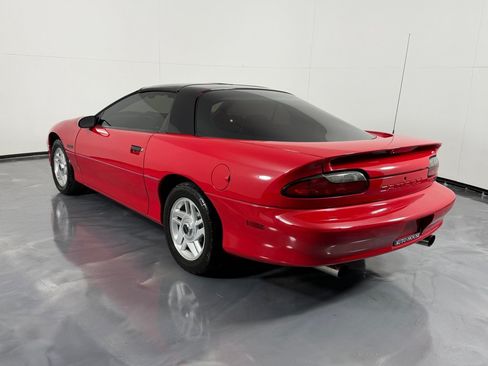 Used 1995 Chevrolet Camaro Z28 RWD image 8