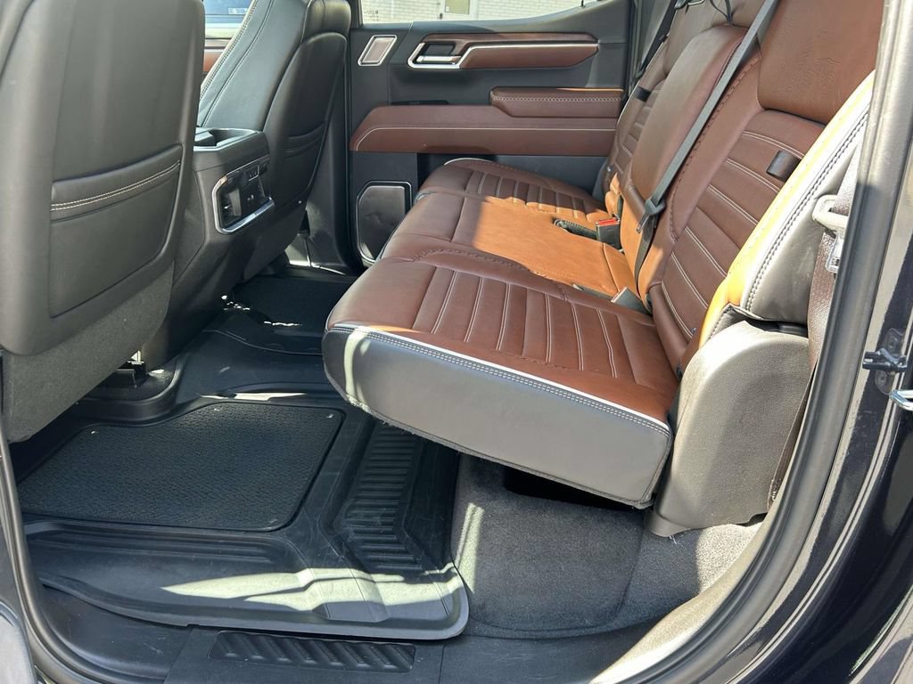 Used 2023 GMC Sierra 1500 Denali Ultimate AWD/4WD image 13