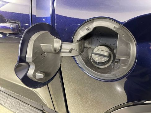 Used 2024 Toyota Tundra Limited image 30