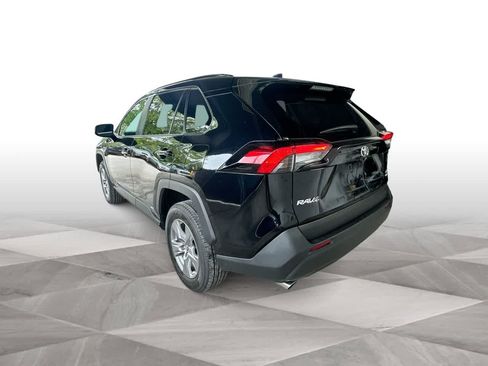 Used 2025 Toyota RAV4 XLE AWD/4WD image 6