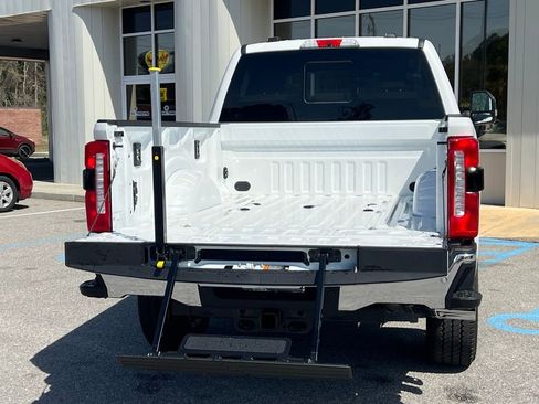 New 2025 Ford F350 Lariat w/ Lariat Ultimate Package AWD/4WD image 17