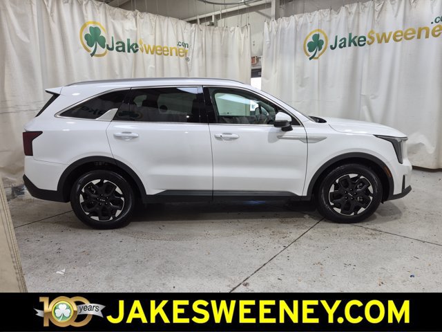 Used 2026 Kia Sorento S w/ S Panoramic Sunroof Package FWD image 11