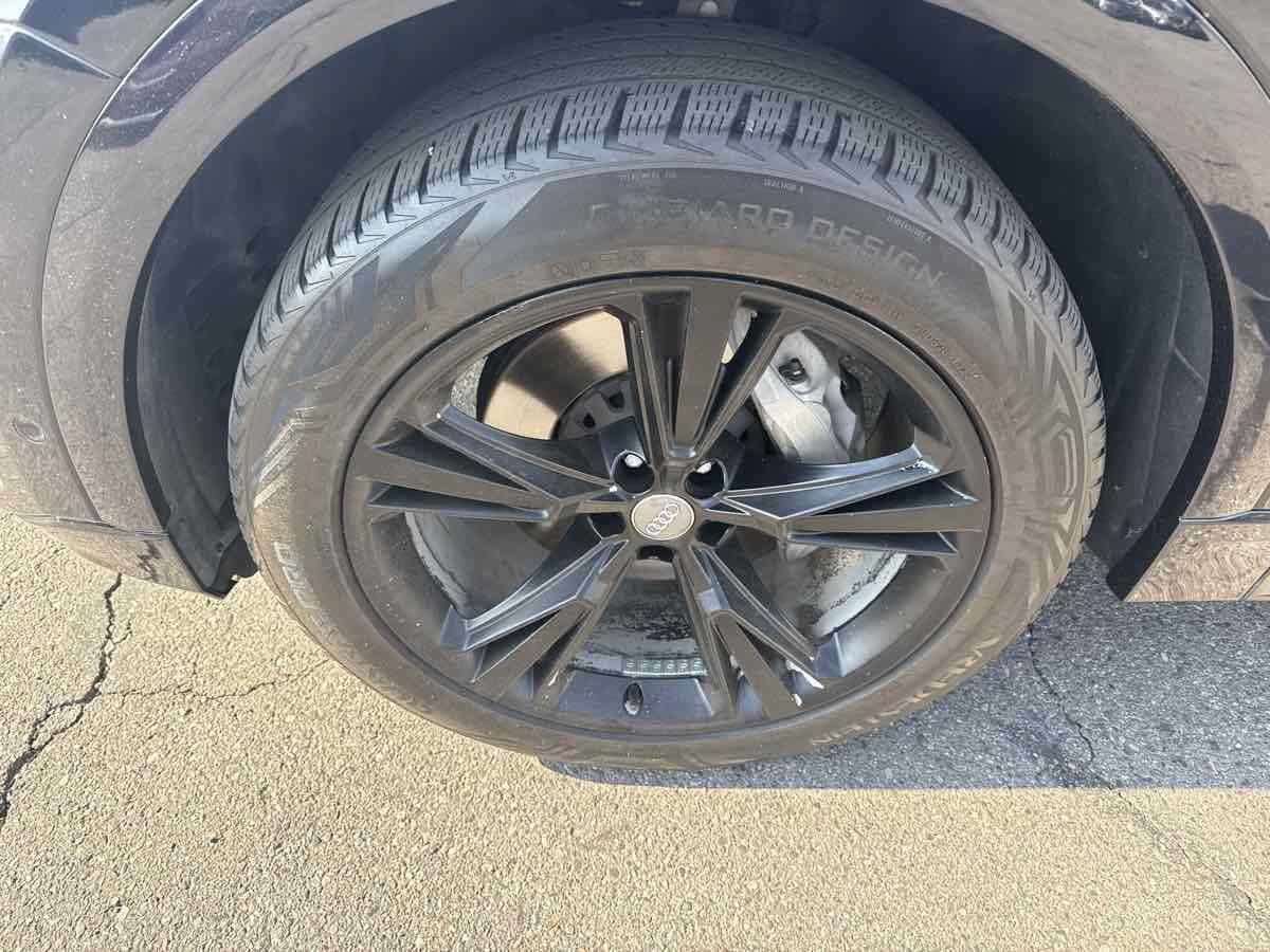 Used 2019 Audi Q8 Premium Plus AWD/4WD image 10