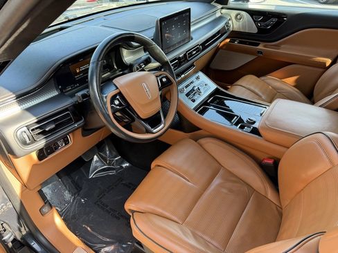 Used 2023 Lincoln Aviator Black Label image 24