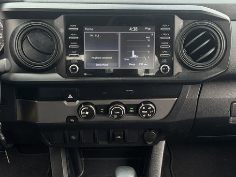 Used 2020 Toyota Tacoma SR w/ SR Convenience Package RWD image 16