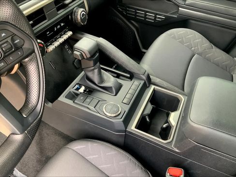 Used 2024 Toyota Tacoma SR5 RWD image 17