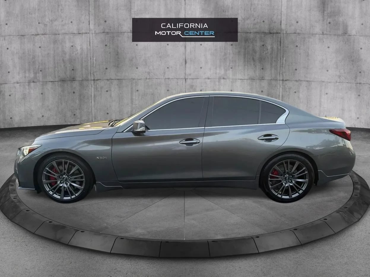 Used 2018 INFINITI Q50 Red Sport 400 w/ Sensory Package (Sport) RWD image 8