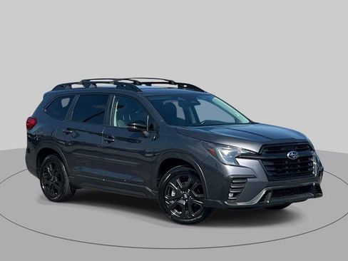 Used 2023 Subaru Ascent Onyx Edition AWD/4WD image 2