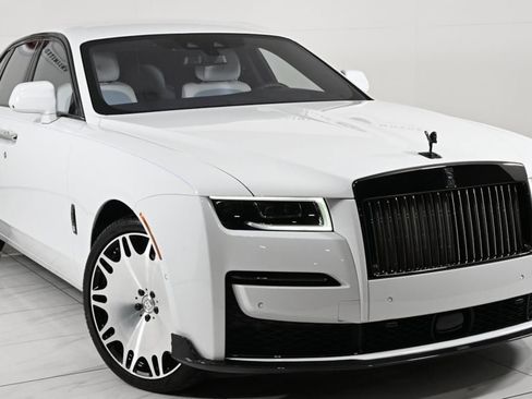 Used 2023 Rolls-Royce Ghost Black Badge w/ Black Badge Ghost Package image 79