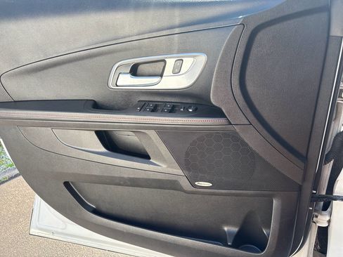 Used 2015 Chevrolet Equinox LT w/ Driver Convenience Package image 14