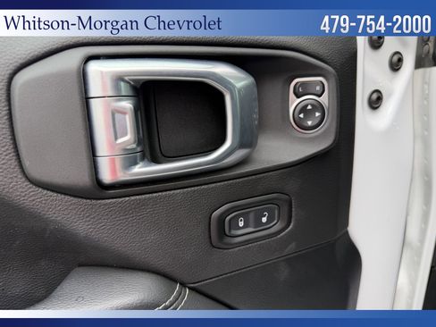 Used 2021 Jeep Gladiator Overland w/ Popular Equipment Package AWD/4WD image 13