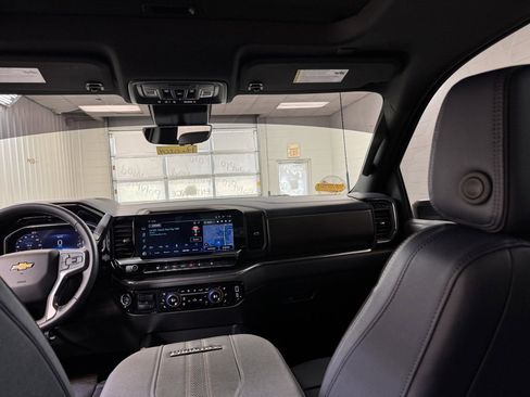 Used 2025 Chevrolet Silverado 2500 High Country w/ High Country Premium Package image 23