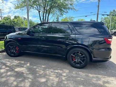Used 2018 Dodge Durango SRT w/ Technology Group AWD/4WD image 2