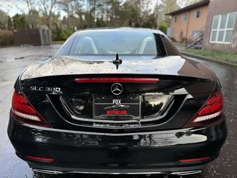 Used 2019 Mercedes-Benz SLC 300 image 6
