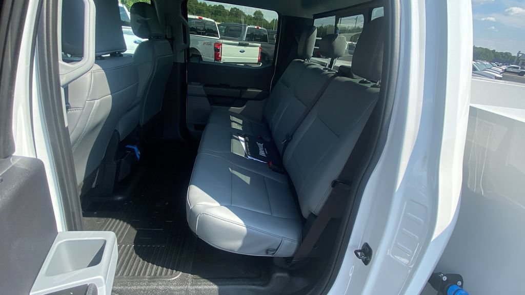 New 2026 Ford F350 XL w/ XL Chrome Package AWD/4WD image 14