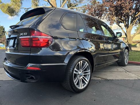 Used 2013 BMW X5 xDrive50i image 11