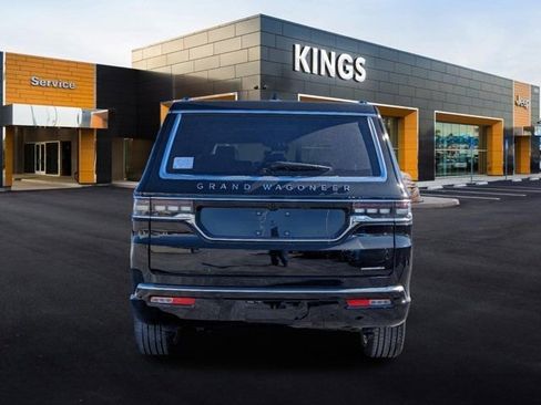 New 2024 Jeep Grand Wagoneer L Series III AWD/4WD image 5
