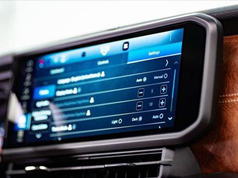 Used 2026 Jeep Gladiator Sport image 29