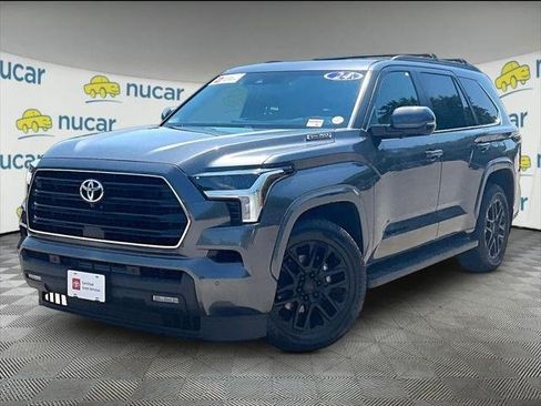Certified 2024 Toyota Sequoia SR5 AWD/4WD image 3