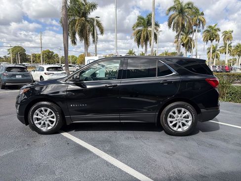 Used 2020 Chevrolet Equinox LT w/ Driver Convenience Package image 5