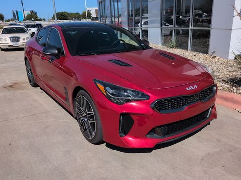 Certified 2022 Kia Stinger GT2 RWD image 3