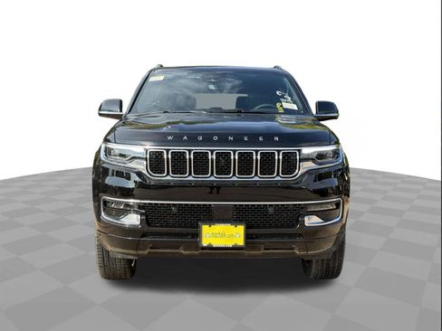 New 2025 Jeep Wagoneer L Series II AWD/4WD image 2