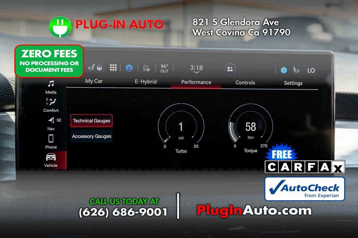 Used 2024 Alfa Romeo Tonale Veloce w/ Premium Interior Package AWD/4WD image 35