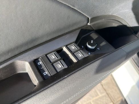 Used 2024 Audi Q4 e-tron Prestige w/ Black Optic Plus Package image 12