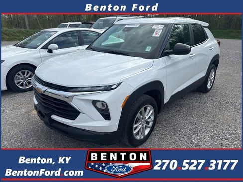 Used 2024 Chevrolet TrailBlazer LS w/ LS Convenience Package image 1