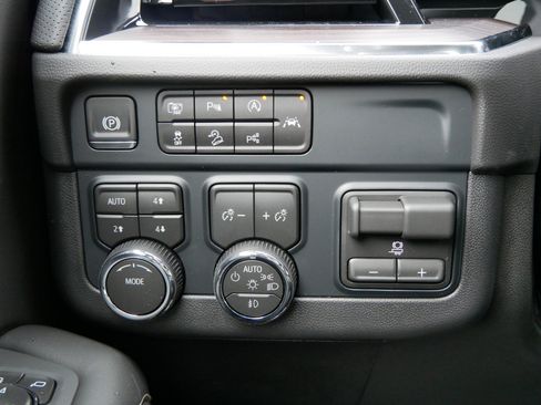 New 2026 Chevrolet Tahoe Premier image 21