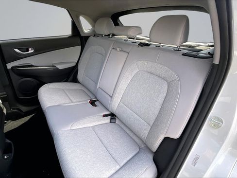 Used 2023 Hyundai Kona SE FWD image 26