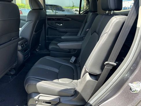 Used 2024 Honda Pilot EX-L image 9