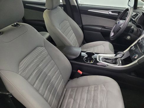 Used 2016 Ford Fusion S w/ Equipment Group 101A image 21
