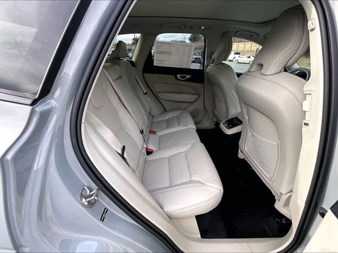 New 2026 Volvo XC60 B5 Ultra w/ Protection Package Premier image 27
