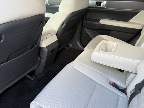 Used 2024 Hyundai Santa Fe SEL AWD/4WD image 12