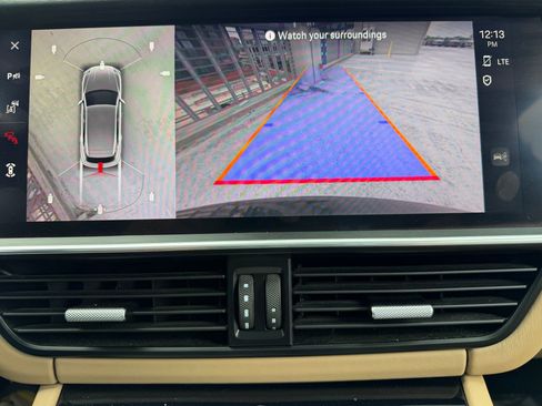Certified 2023 Porsche Cayenne Turbo S AWD/4WD image 30
