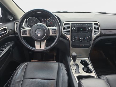 Used 2011 Jeep Grand Cherokee Laredo w/ Security & Convenience Group image 15