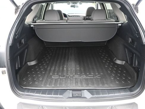 Used 2020 Subaru Outback Premium AWD/4WD image 33