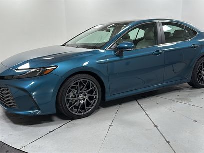 Used 2025 Toyota Camry XLE