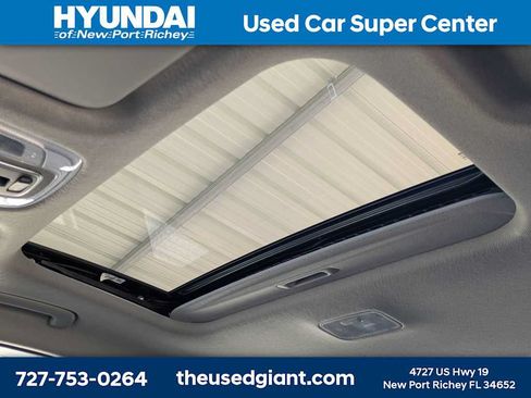 Certified 2025 Hyundai Elantra SEL FWD image 20